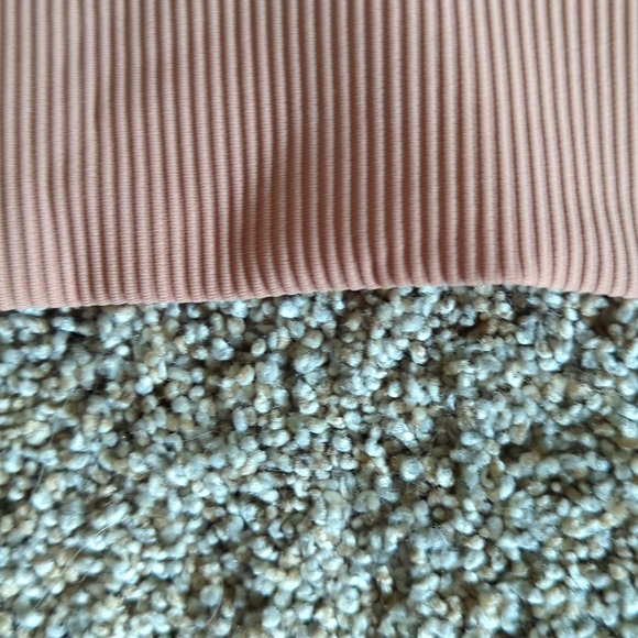 Lululemon power pivot tank rib - Picture 3 of 4